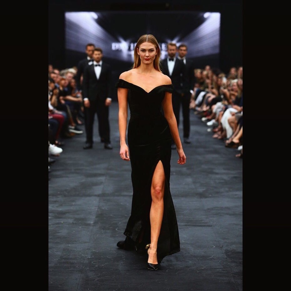 Rachel Gilbert Violetta Velvet Gown 12